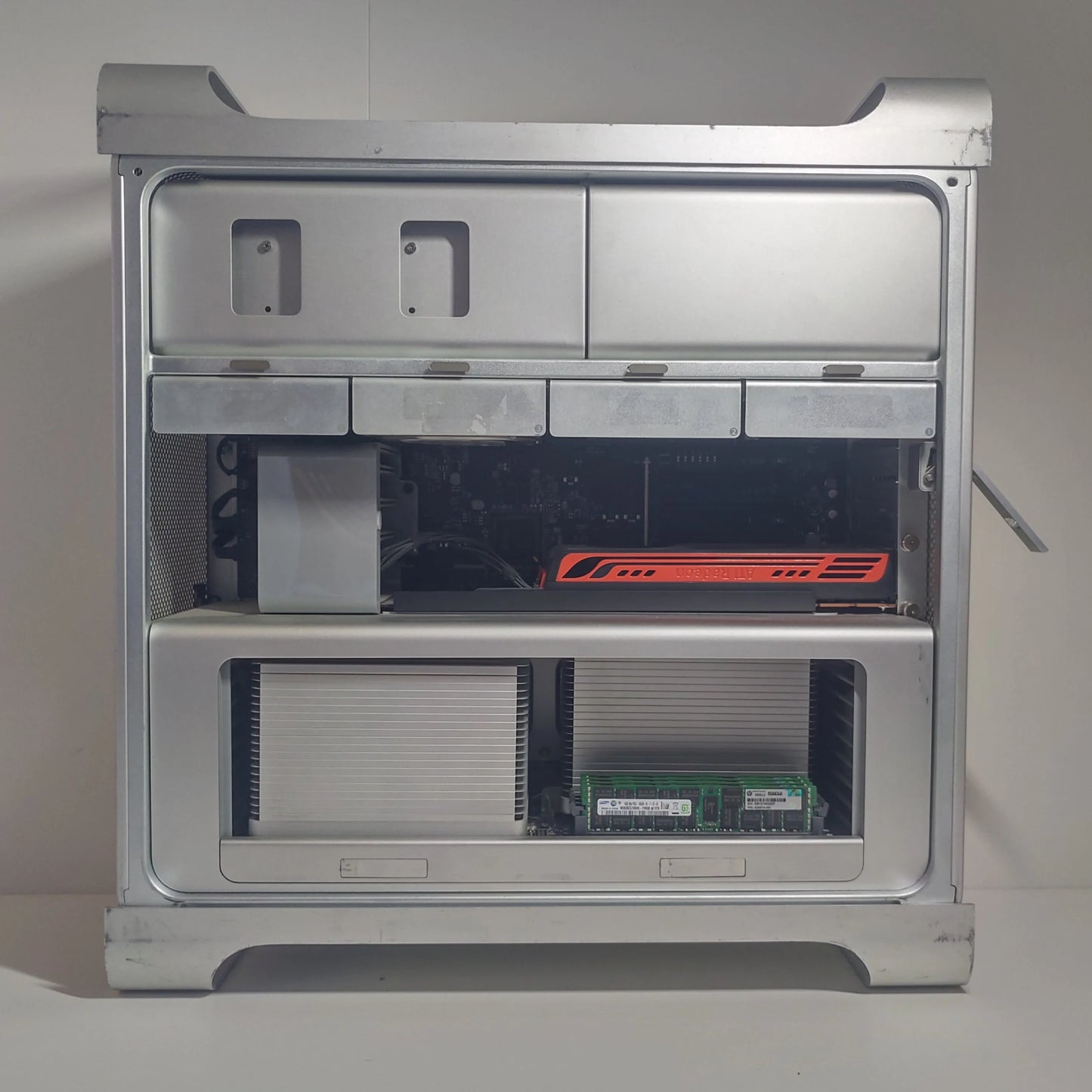 Mac Pro 2012 5,1 configured with Radeon HD 5770