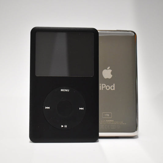 iPod classic - Black | Flash Storage and Extended Battery