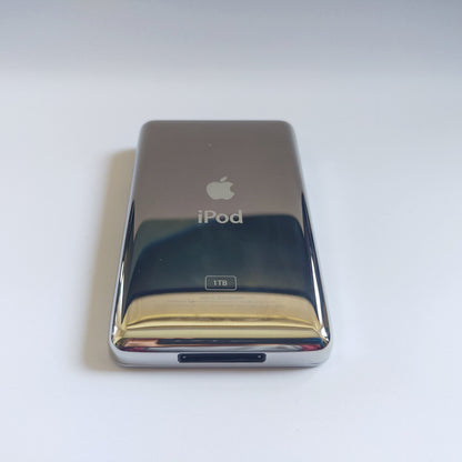 iPod classic 1TB rear casing