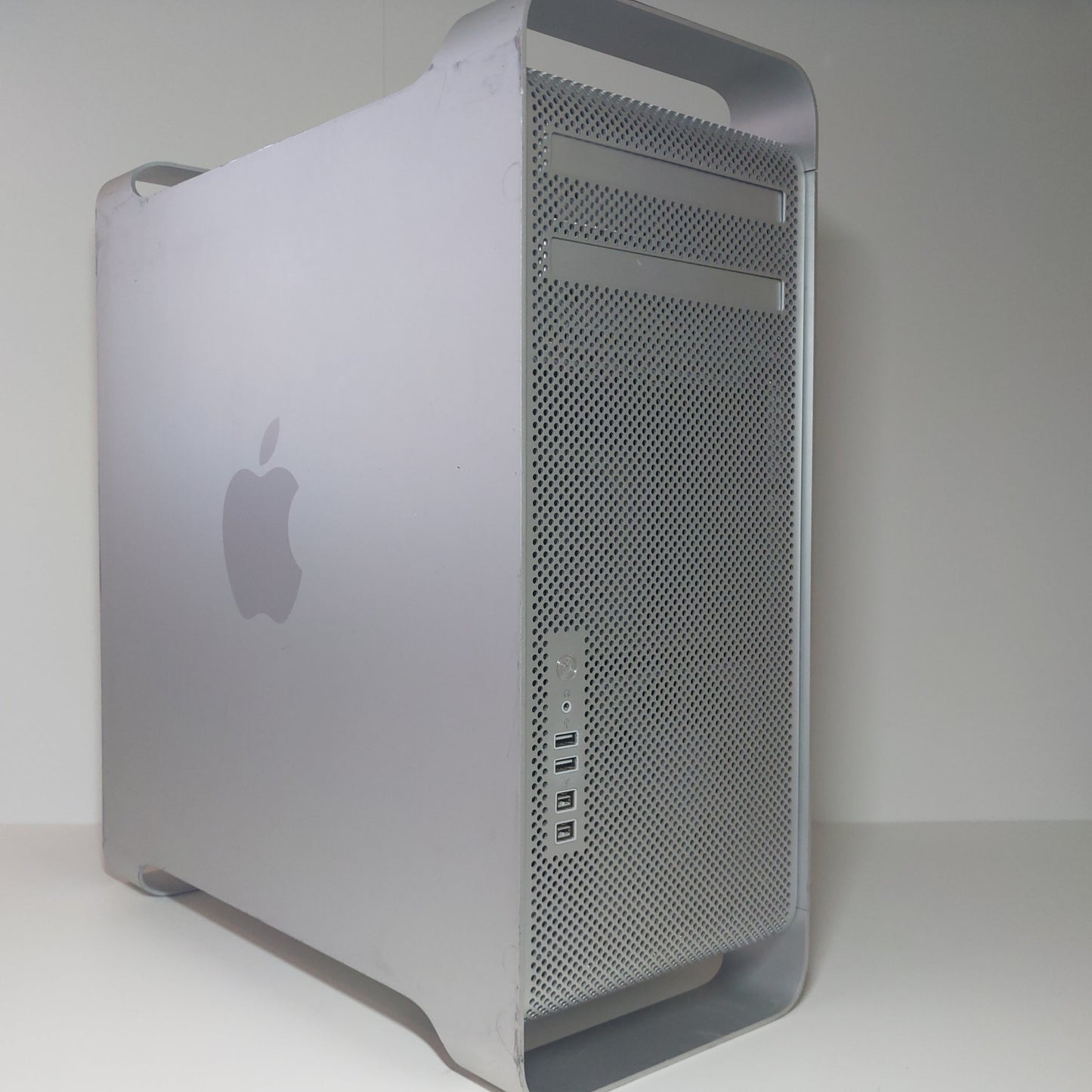 Mac Pro | 128GB RAM, RX 580 Graphics